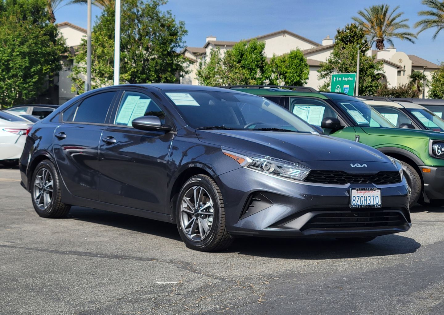 2022 Kia Forte LXS AT's photo