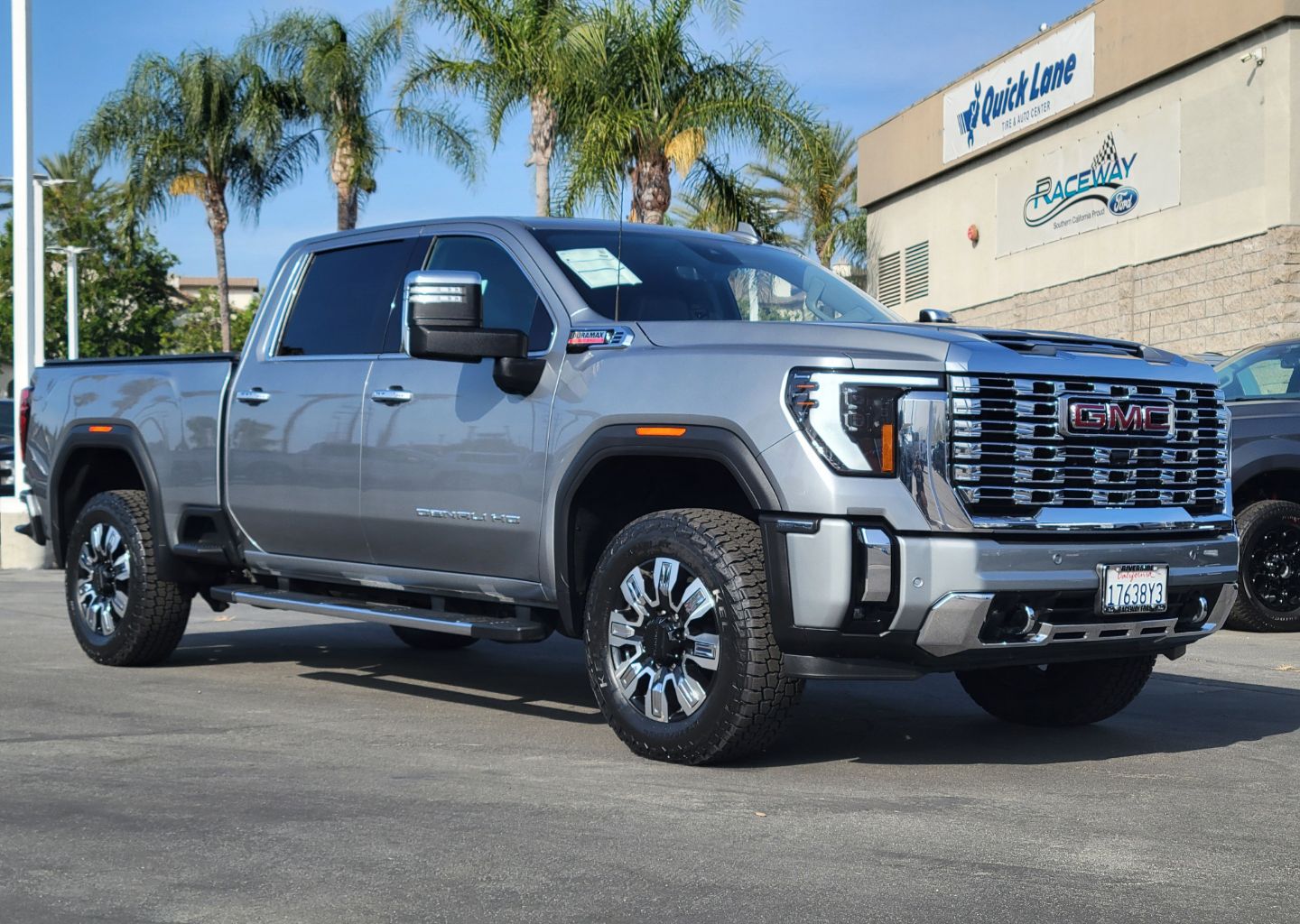 2024 GMC Sierra 4WD Crew Cab Standard Box Denali's photo