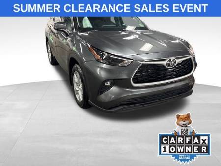 2022 Toyota Highlander LE