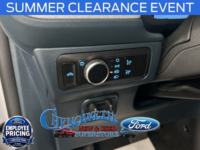 2025 Ford Maverick XLT - Photo 12