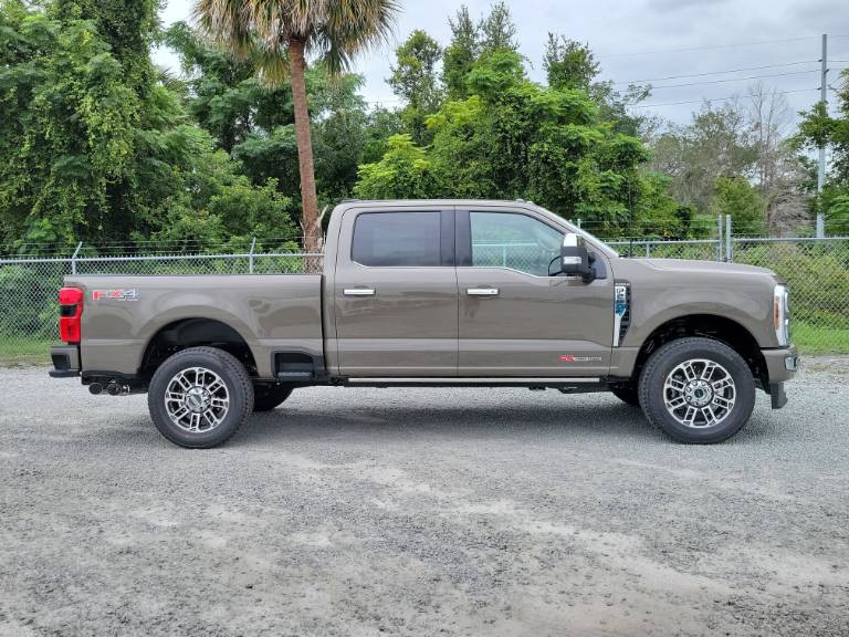 2026 Ford Super Duty F-250 SRW Platinum