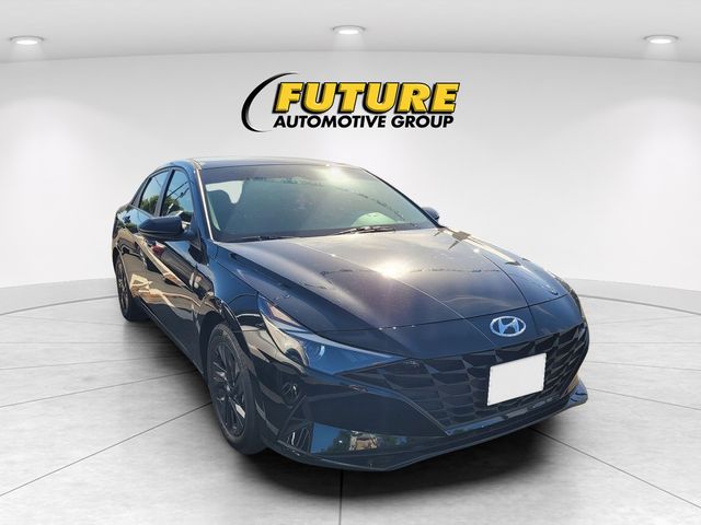 Used 2023 Hyundai Elantra SEL