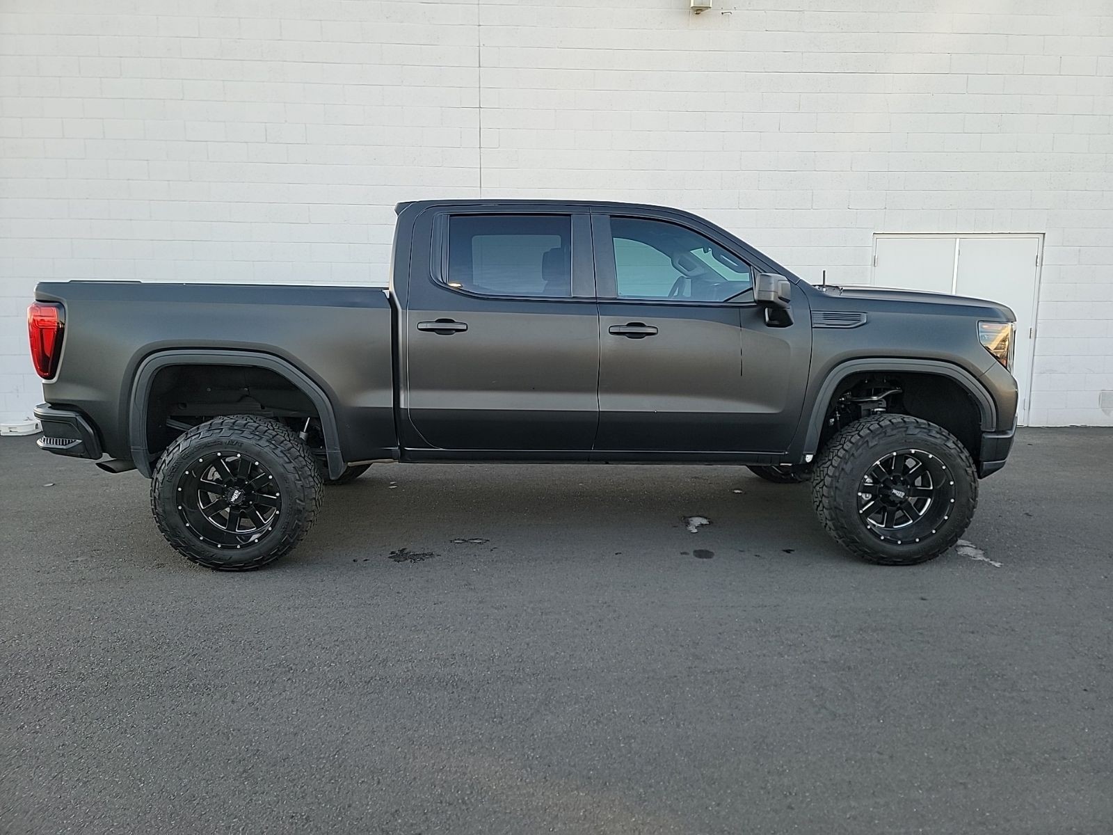 2024 GMC Sierra 2WD Crew Cab Short Box Pro's photo