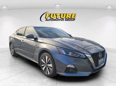 2020 Nissan Altima 2.5 SV
