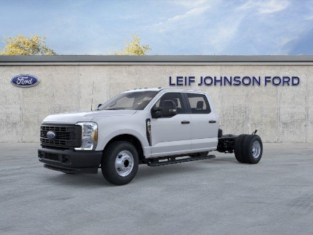 2026 Ford Super Duty F-350 DRW XL