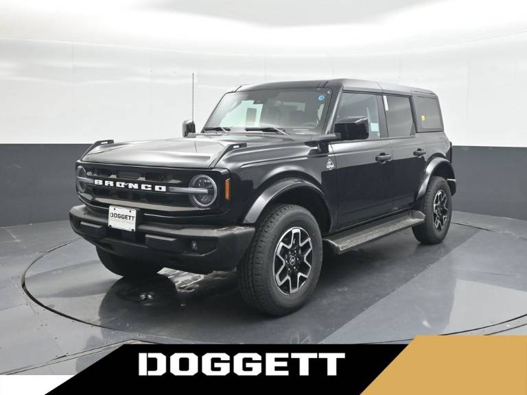 2026 Ford Bronco Outer Banks