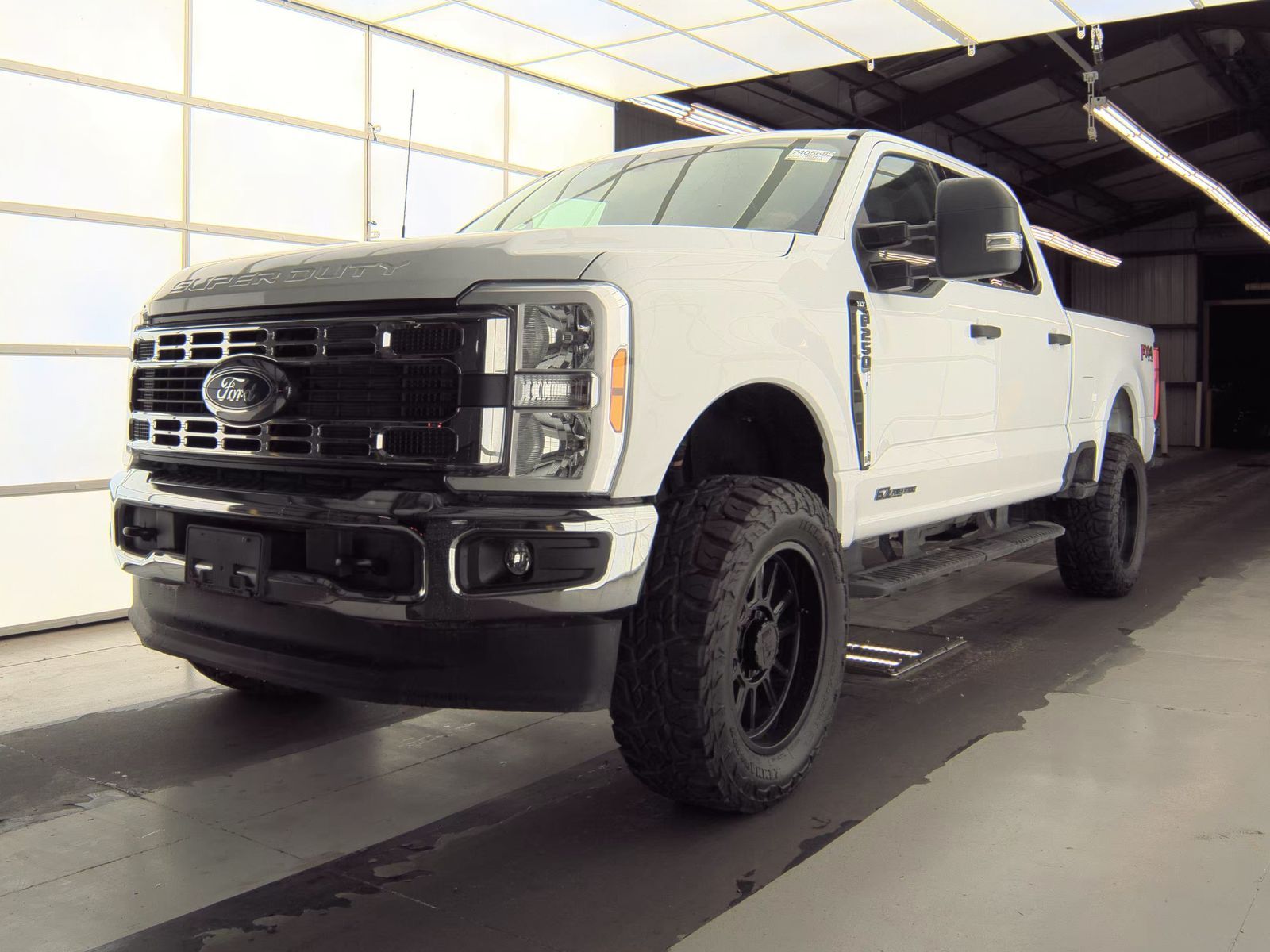 2025 Ford F-250 XLT 4x4 Crew Cab 6-3/4' Box's photo