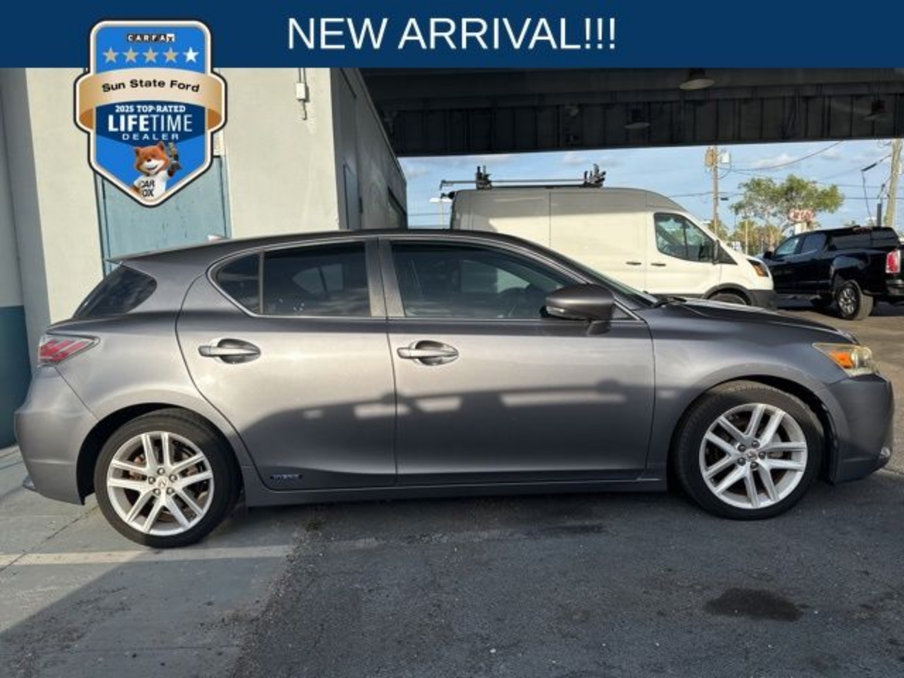 2015 Lexus CT 200h 200h's photo