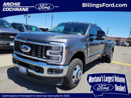 2026 Ford Super Duty F-350 DRW LARIAT