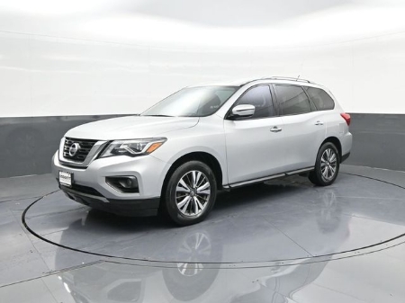 2017 Nissan Pathfinder SV