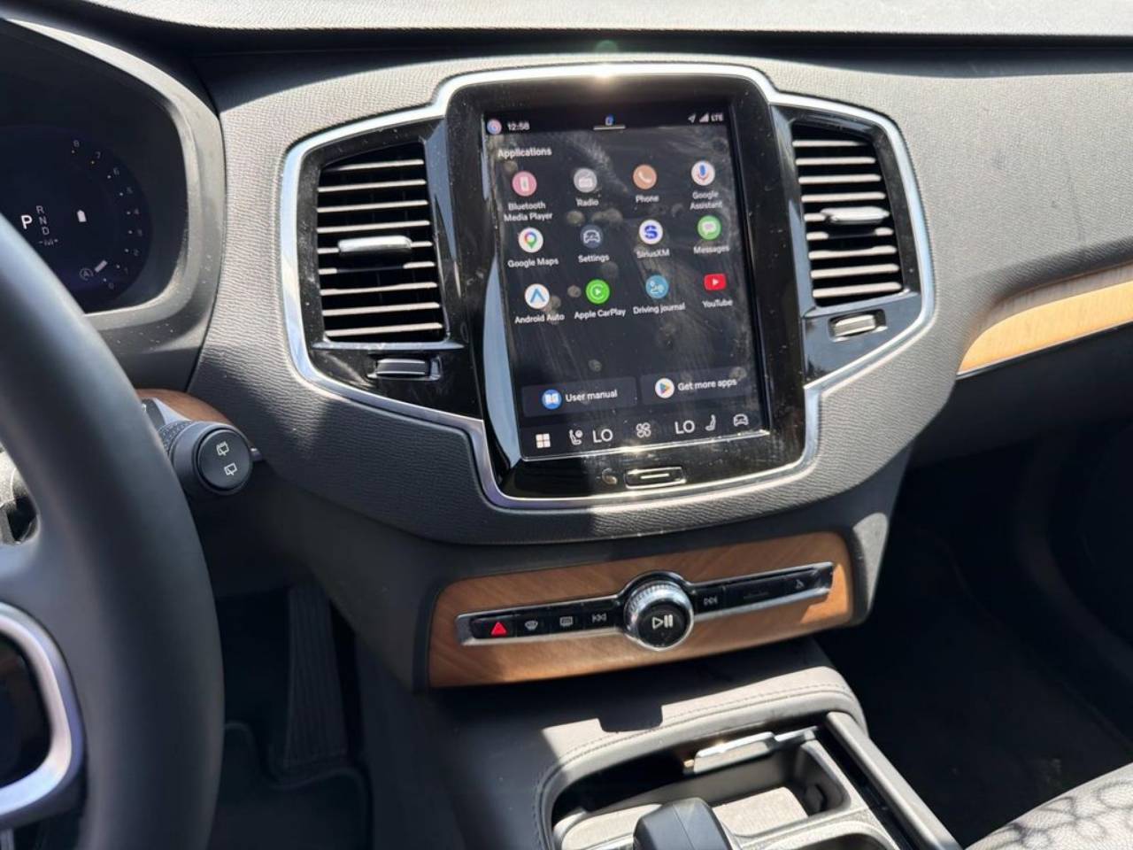 2024 Volvo XC90 Plus - Photo 18