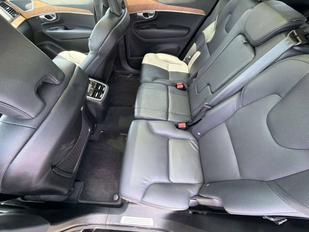 2024 Volvo XC90 Plus - Photo 21