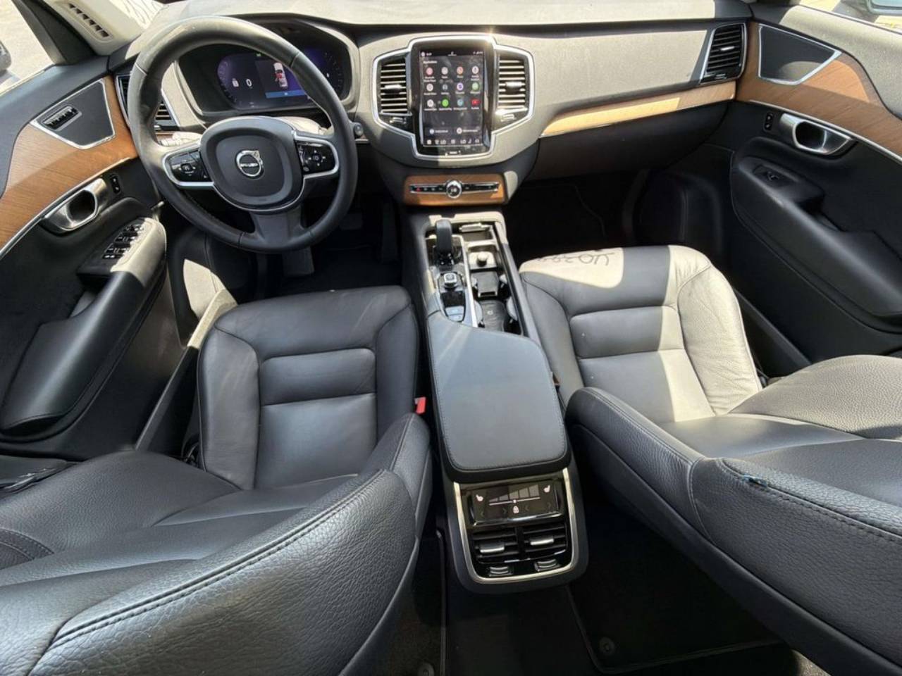 2024 Volvo XC90 Plus - Photo 23
