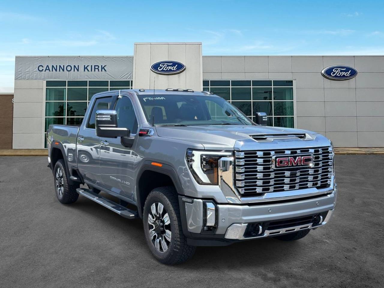 2026 GMC Sierra 4WD Crew Cab Standard Box Denali's photo