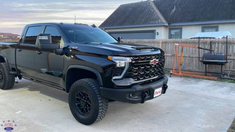 2024 Chevrolet Silverado 2500HD ZR2