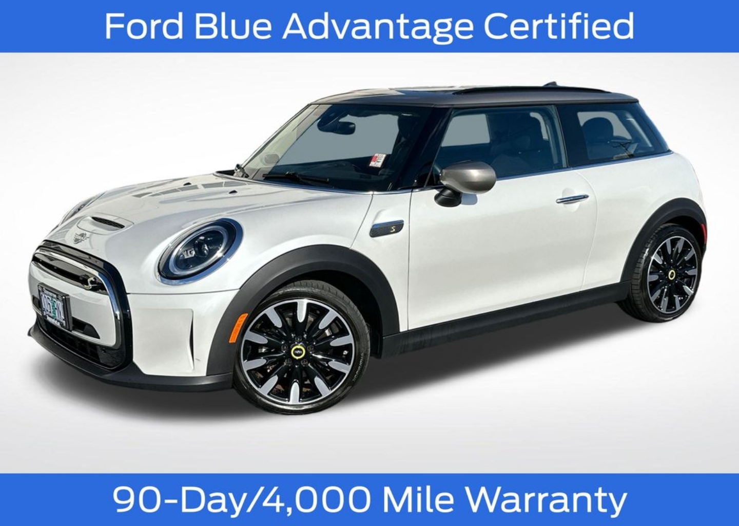 2024 MINI Hardtop Cooper SE's photo