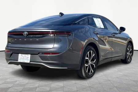 2023 Toyota Crown XLE