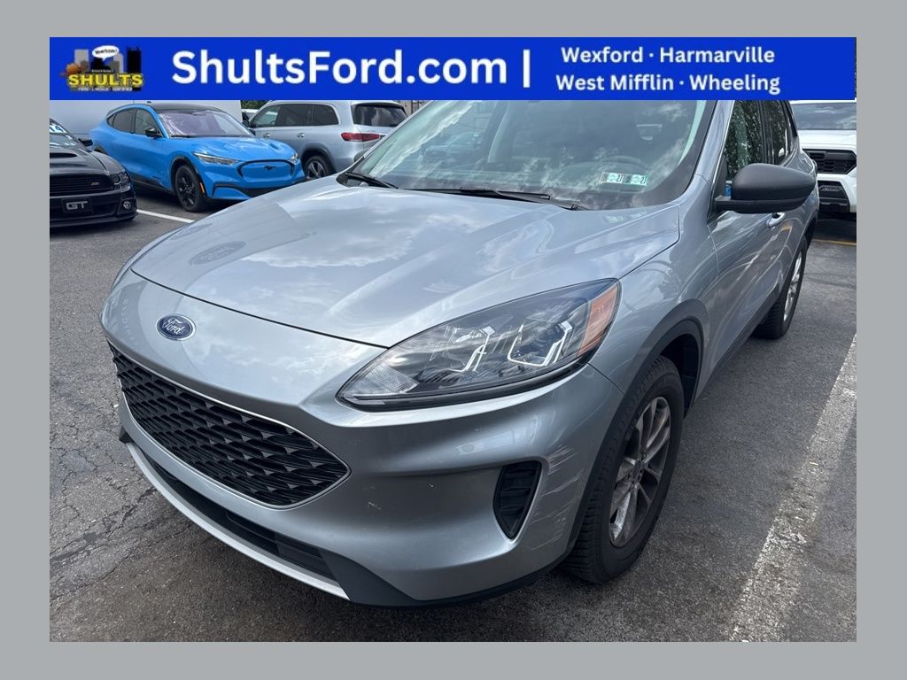 Used 2022 Ford Escape SE
