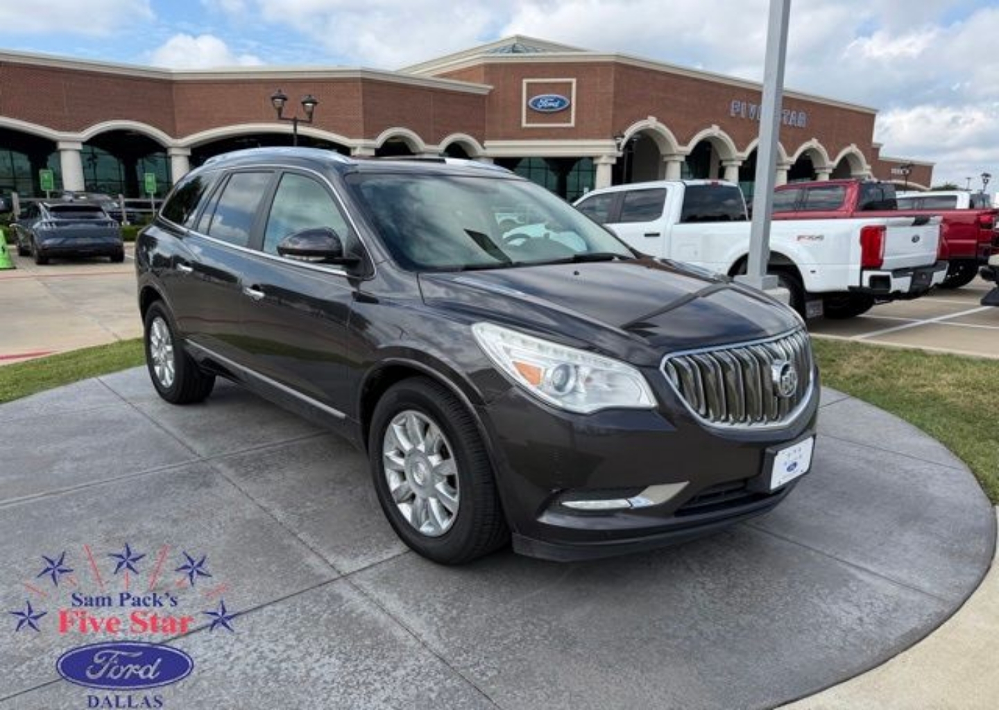 2014 Buick Enclave Leather's photo