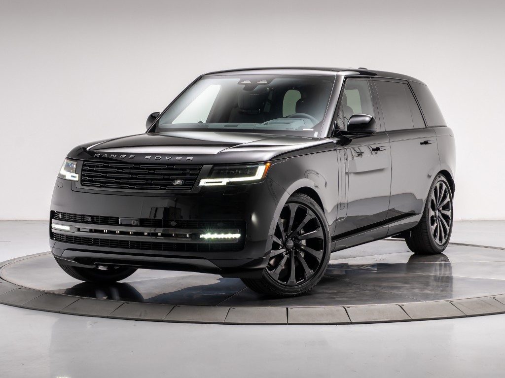 2026 Land Rover Range Rover P400 SE 7 Seat