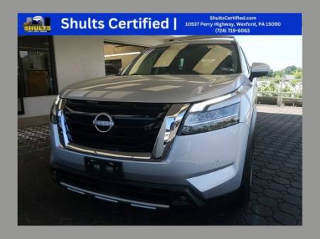 2023 Nissan Pathfinder SL