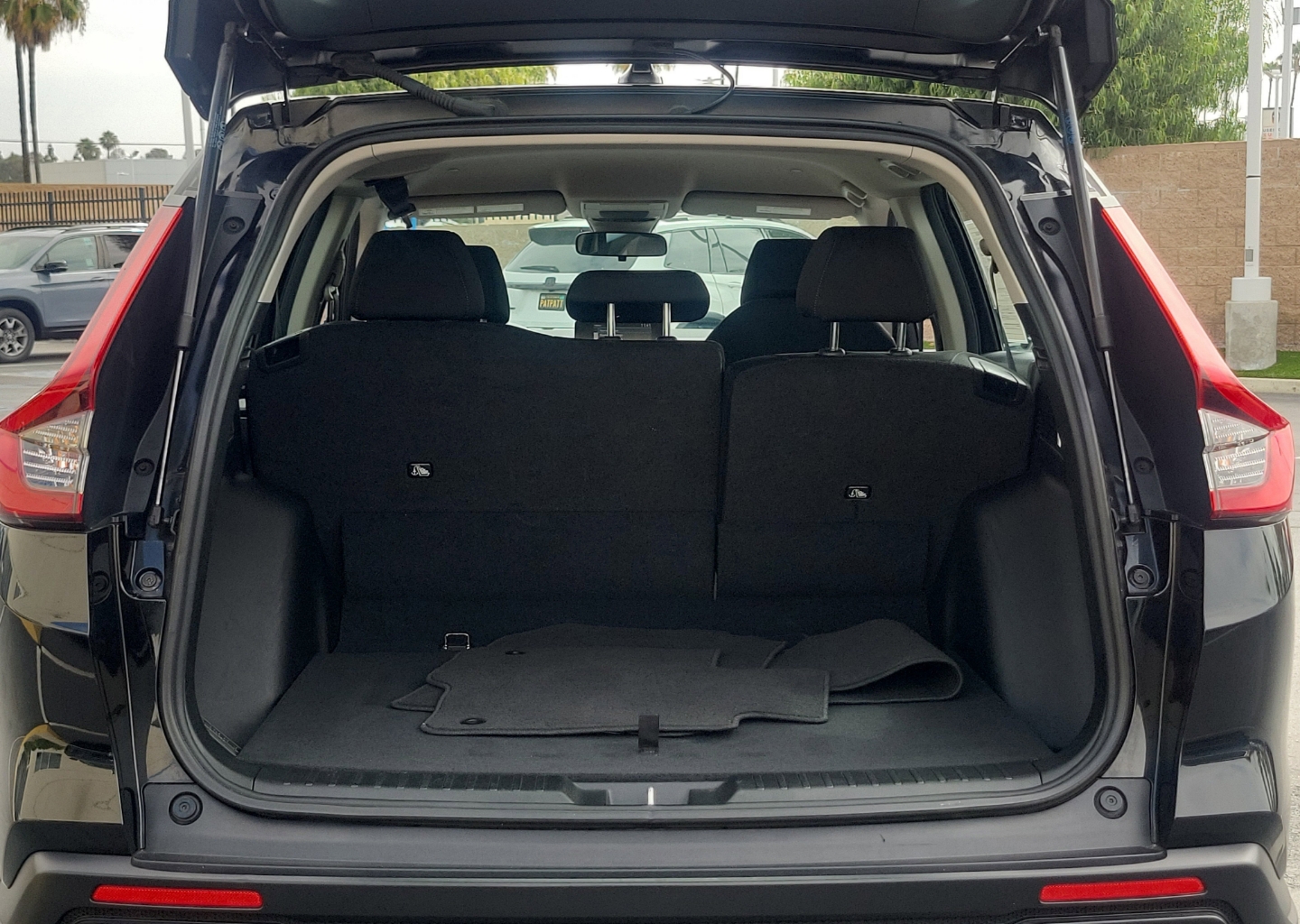 2024 Honda CR-V LX - Photo 9