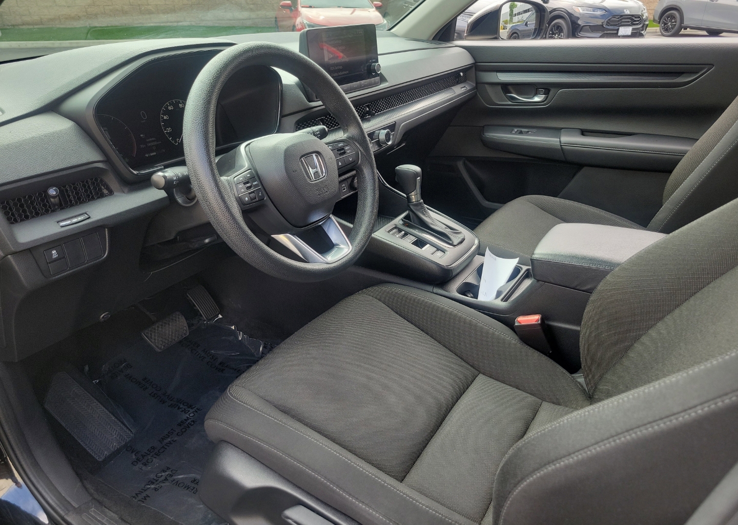 2024 Honda CR-V LX - Photo 18