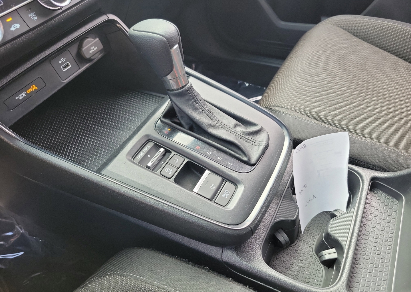 2024 Honda CR-V LX - Photo 31