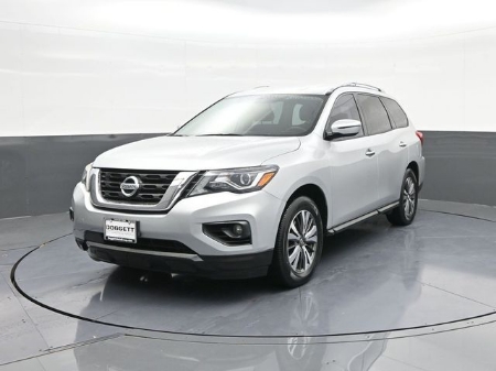2017 Nissan Pathfinder SV