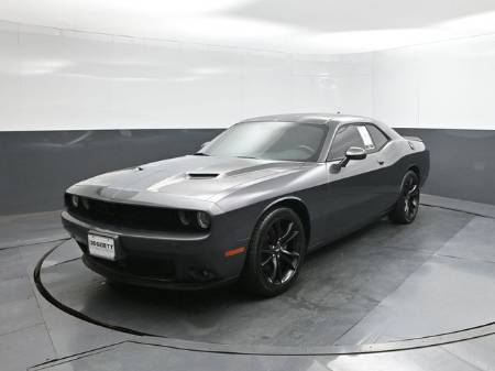 2017 Dodge Challenger SXT