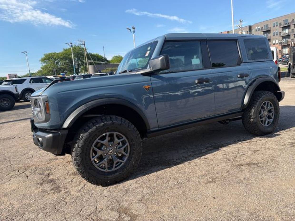 2025 Ford Bronco Badlands 4x4's photo