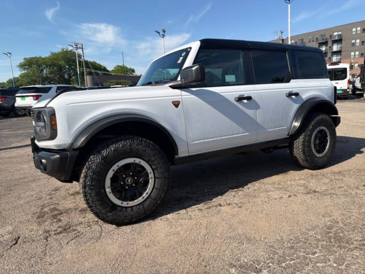 2025 Ford Bronco Badlands 4x4's photo