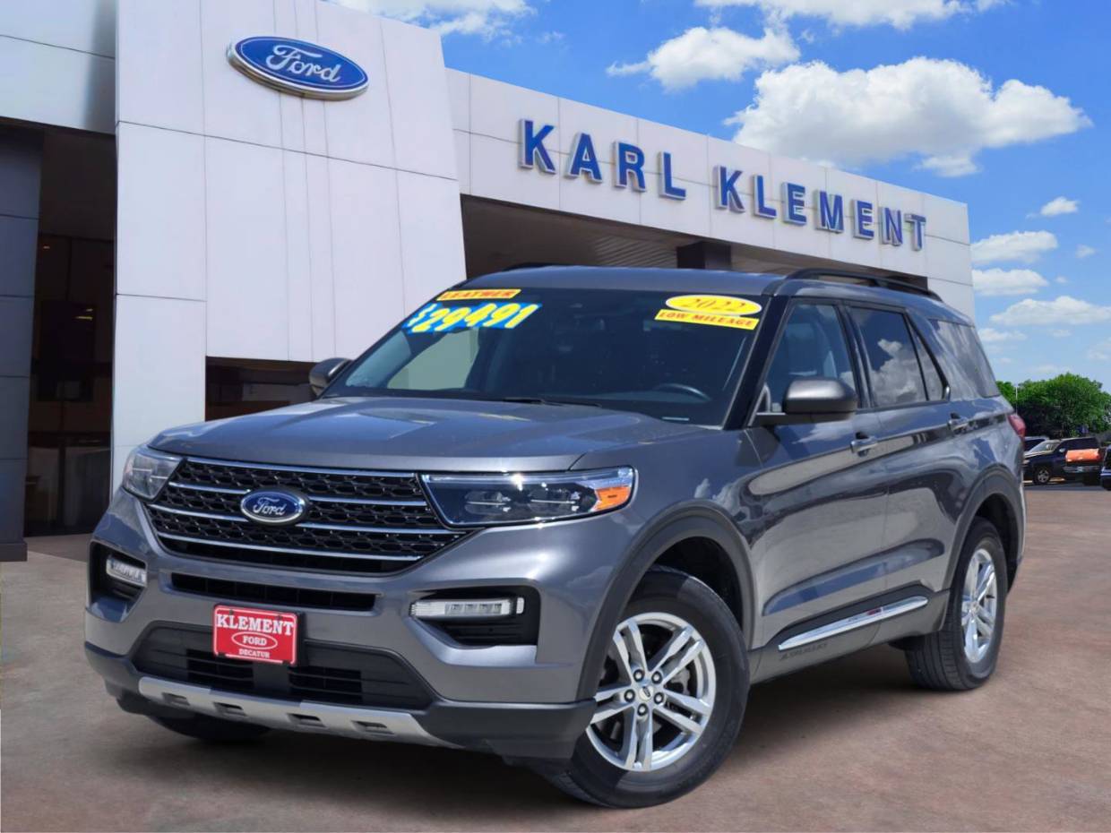 2022 Ford Explorer XLT 4WD's photo