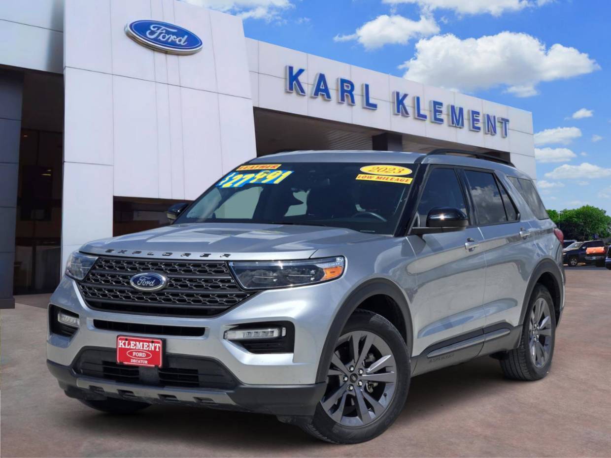 2023 Ford Explorer XLT RWD's photo