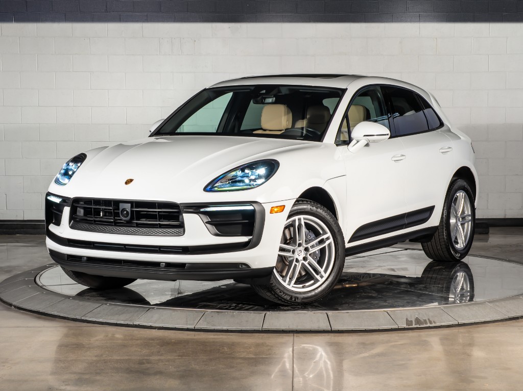 2026 Porsche Macan