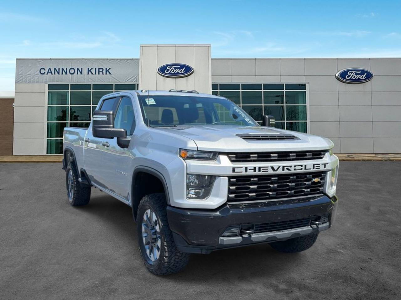 2022 Chevrolet Silverado HD Custom 4WD Crew Cab Standard Box's photo