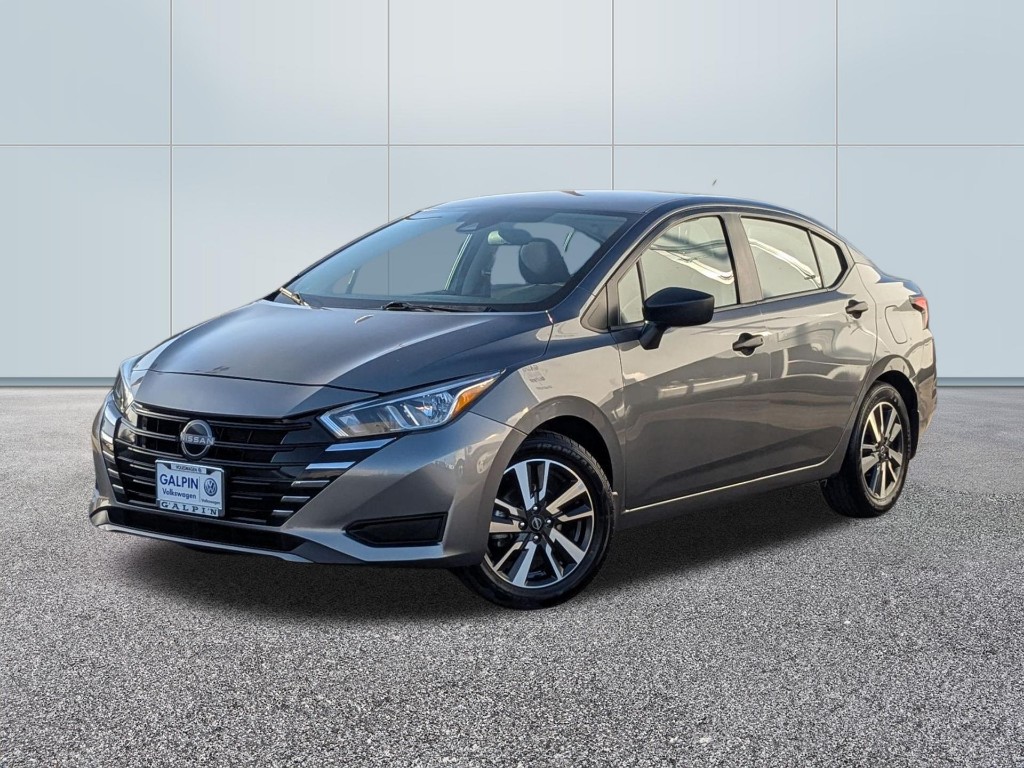2024 Nissan Versa 1.6 S