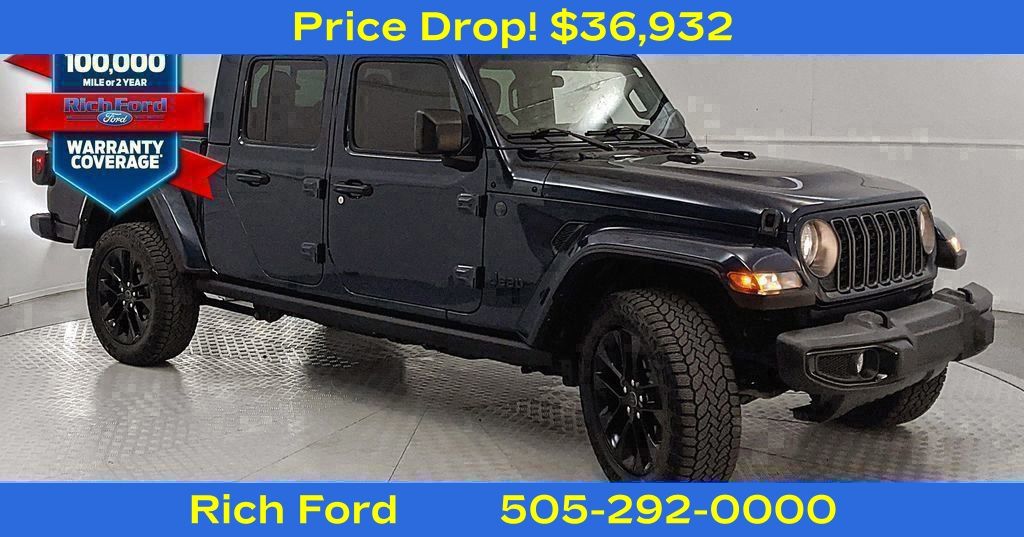 2025 Jeep Gladiator Nighthawk Auto's photo