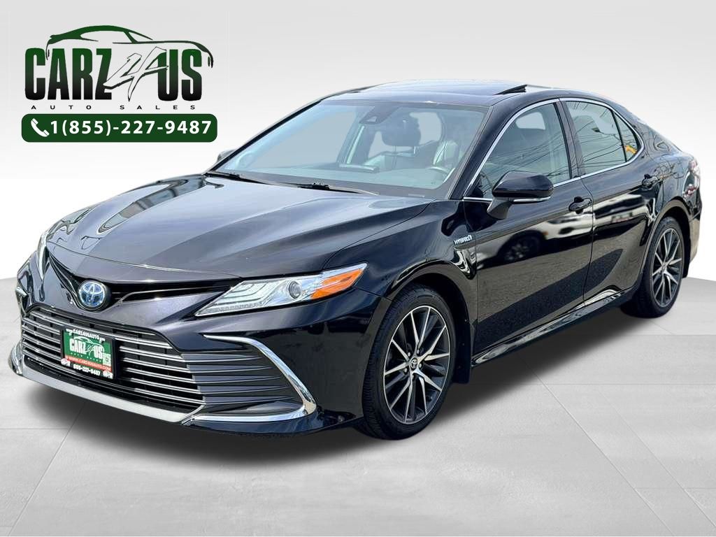 2021 Toyota Camry Hybrid XLE