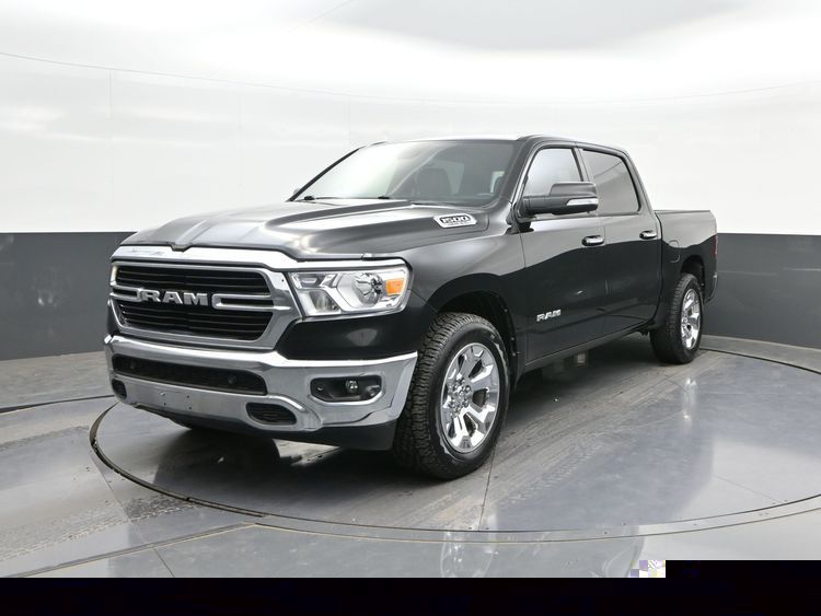 2019 RAM 1500 Big Horn/Lone Star 4x4 Crew Cab 5'7's photo