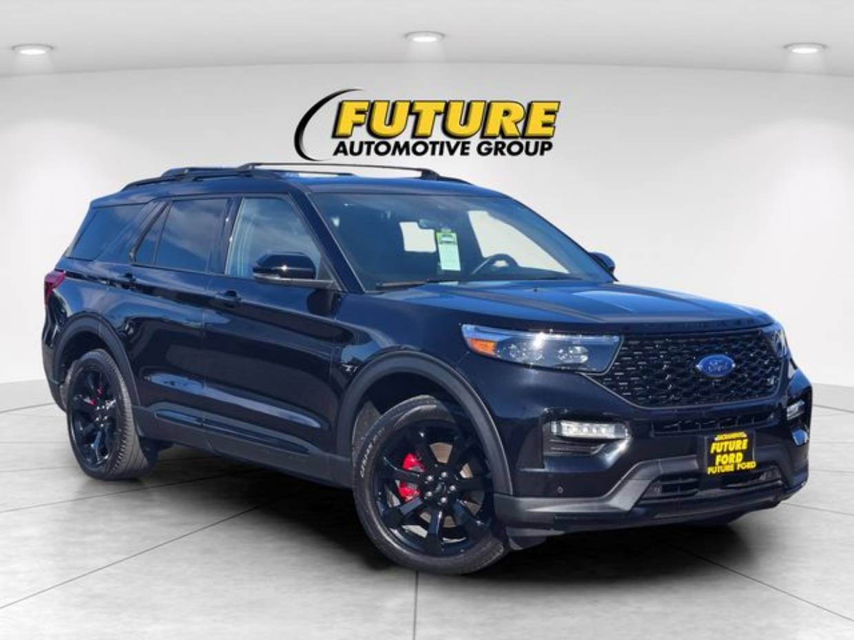 2023 Ford Explorer ST 4WD's photo