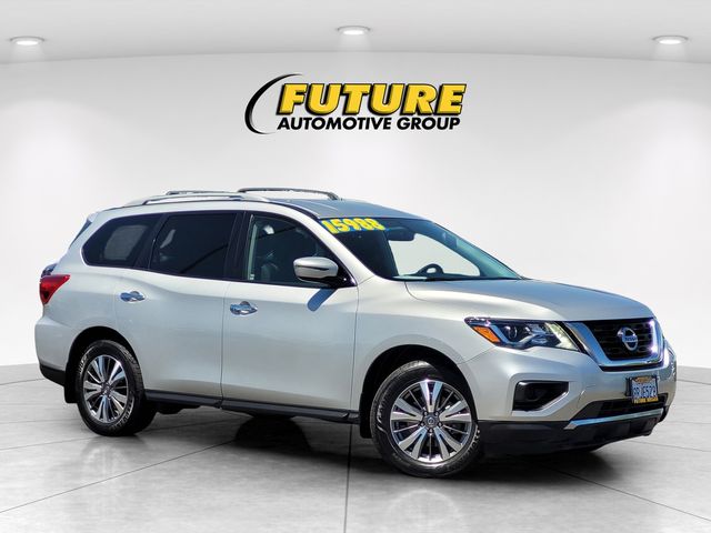 2019 Nissan Pathfinder S