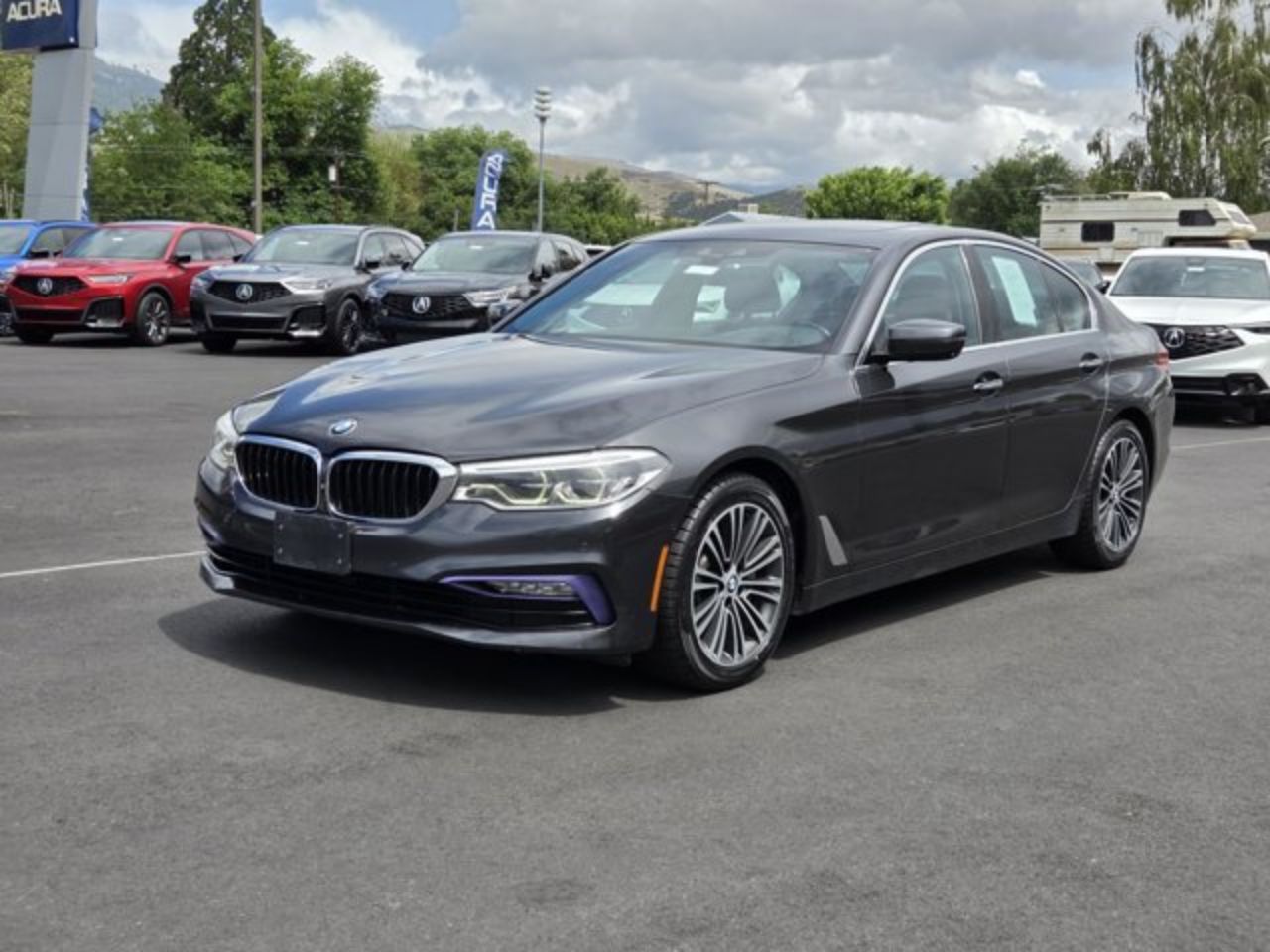 2017 BMW 5 Series 540i xDrive Sedan's photo