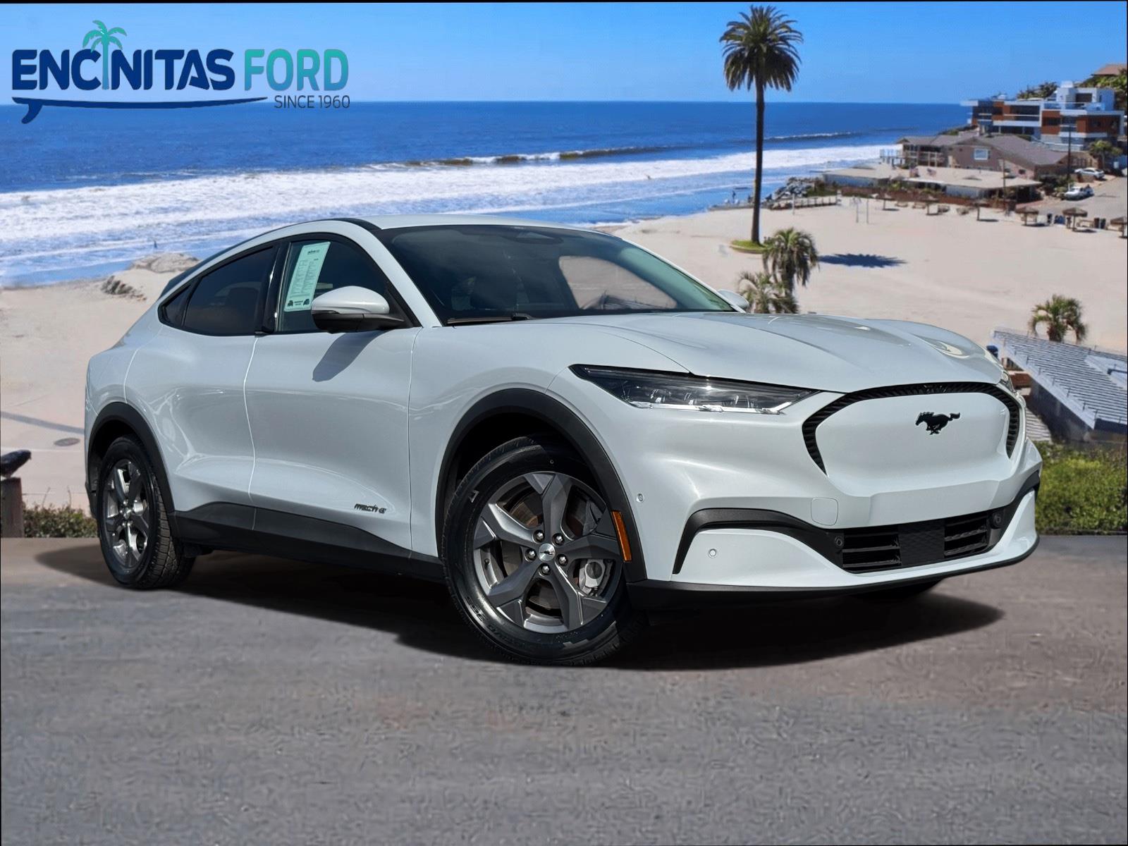 2022 Ford Mustang-Mach-e Select's photo