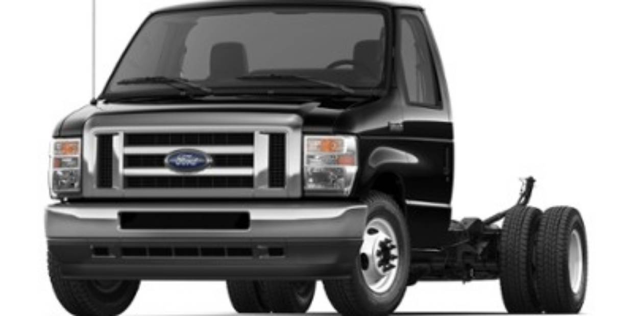 2027 Ford E-Series DRW E-350 Super Duty 158 in WB's photo
