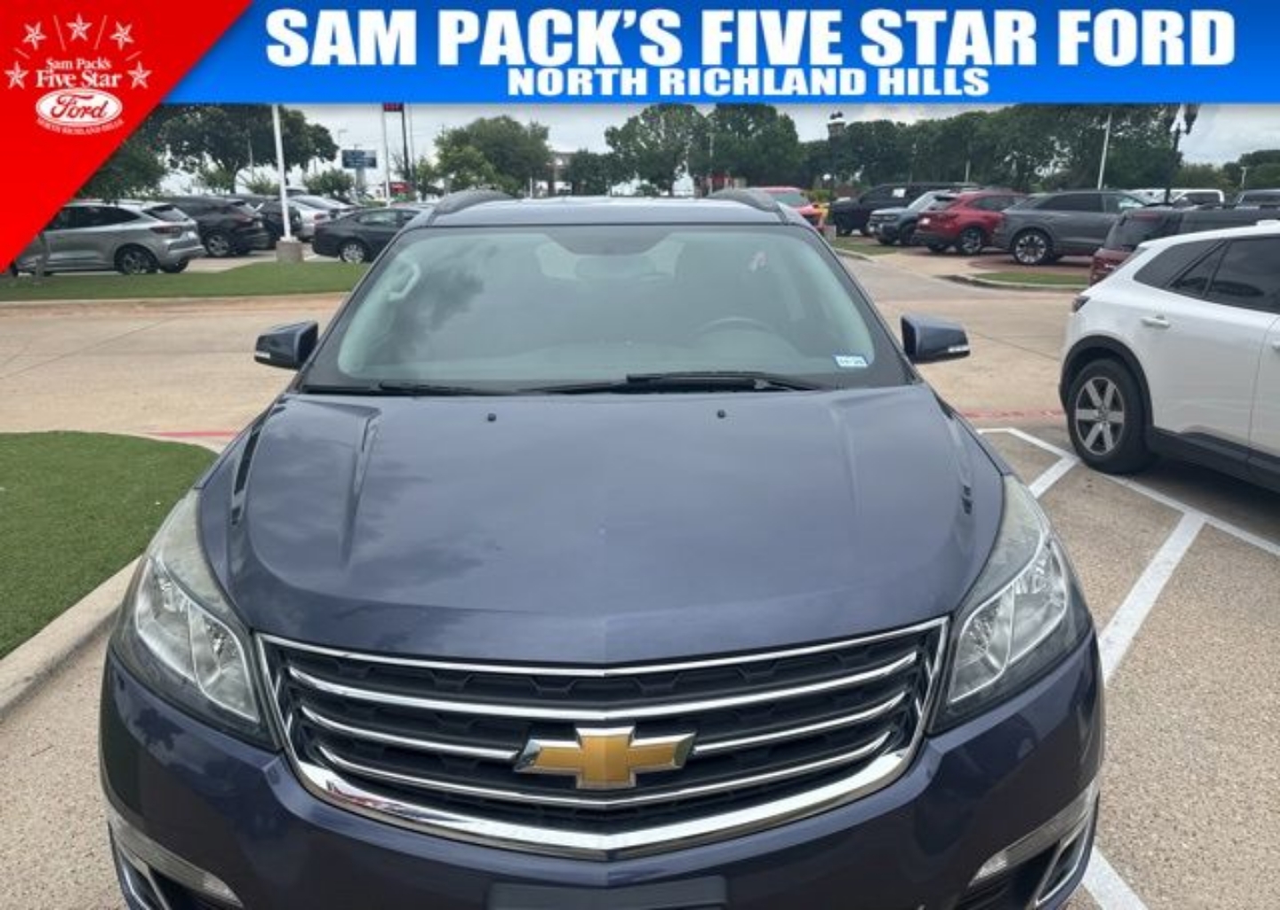 Used 2014 Chevrolet Traverse 1LT with VIN 1GNKRGKD6EJ122054 for sale in North Richland Hills, TX