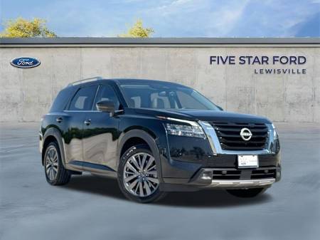 2022 Nissan Pathfinder SL