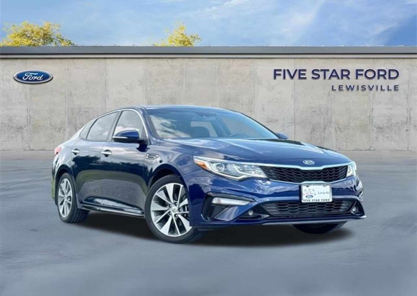 2019 Kia Optima S AT's photo