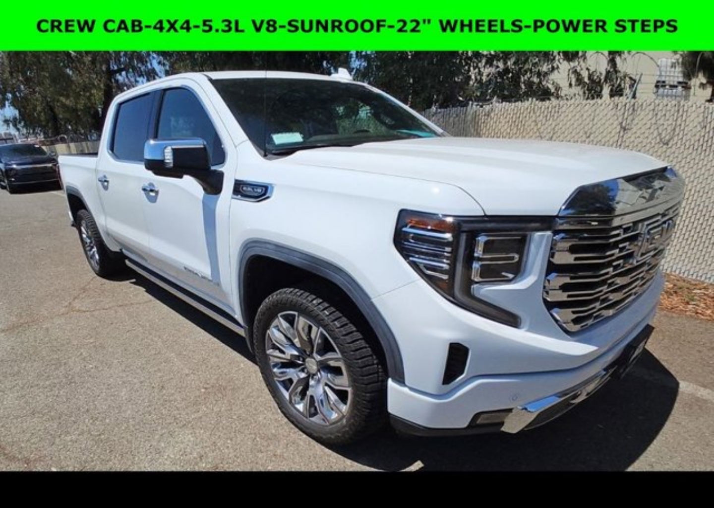 2023 GMC Sierra 4WD Crew Cab Short Box Denali's photo