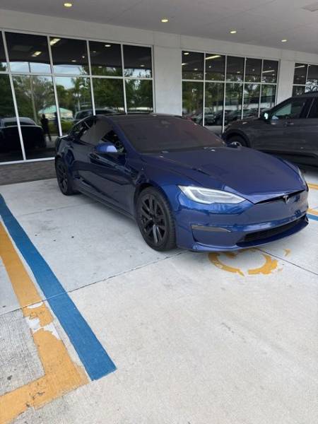 2021 Tesla Model S Plaid